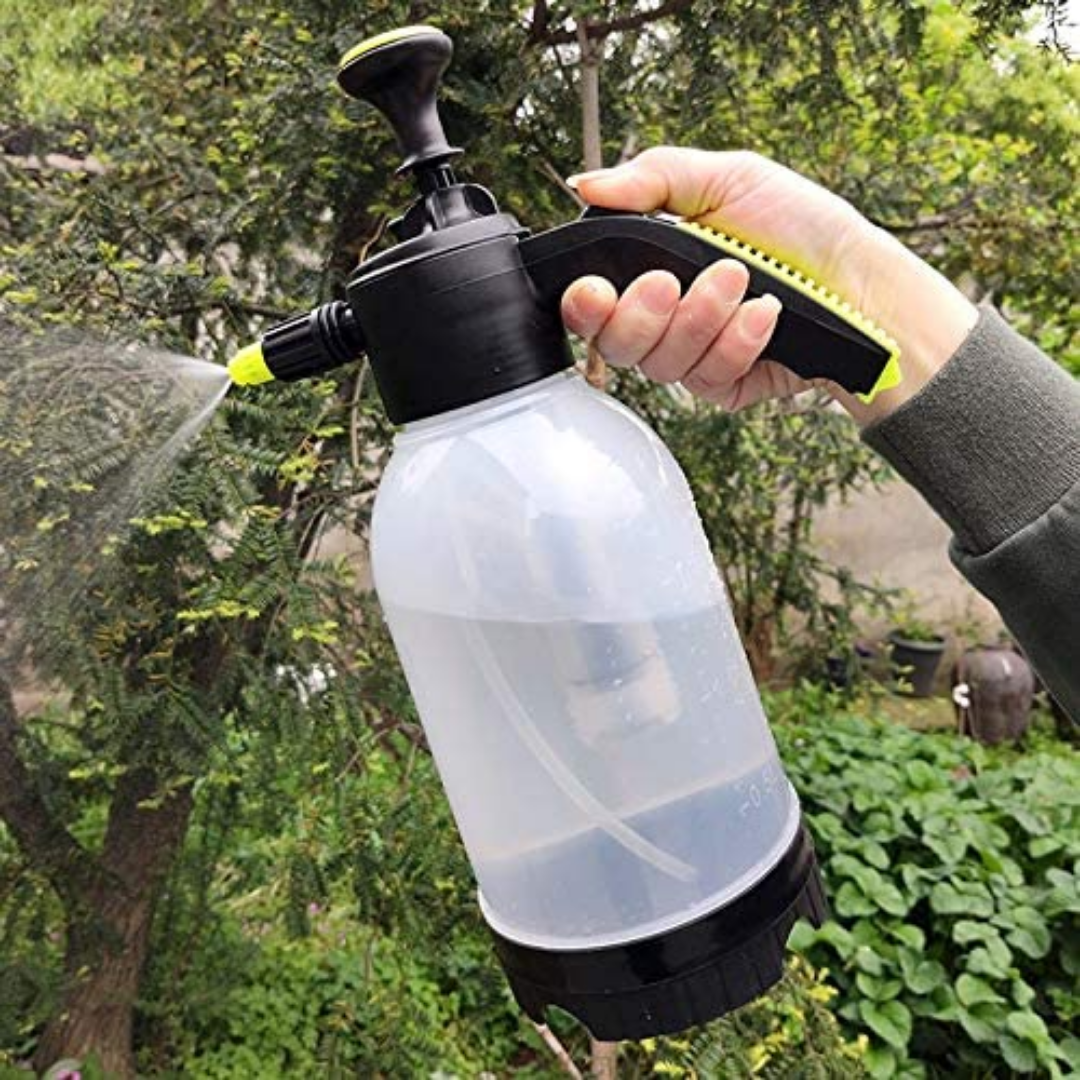 2 Litre Portable Water Spraying Bottle – Adjustable Pressure Nozzle