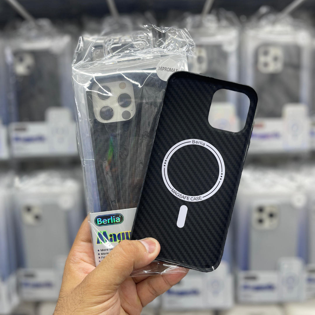 Berlia Original MagSafe Carbon Case